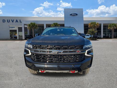 Used 2022 Chevrolet Suburban Z71 image 9