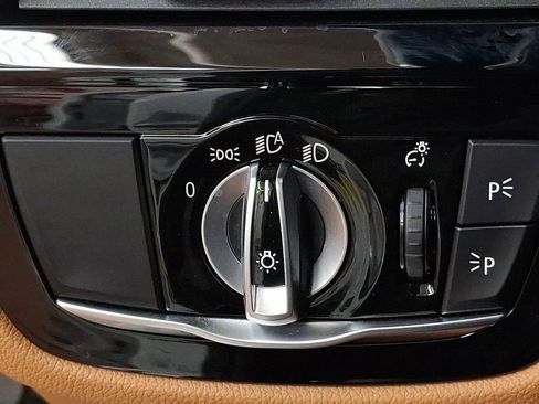 Certified 2023 BMW 530i xDrive w/ Premium Package image 22