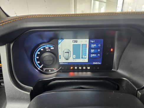 Used 2024 Ford Bronco Badlands image 22