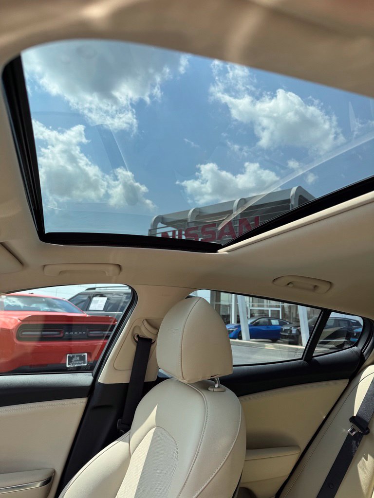 Used 2022 Kia Stinger GT-Line w/ Sun & Sound Package AWD/4WD image 19