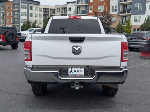 Used 2024 RAM 2500 Big Horn w/ Off Road Package AWD/4WD image 6