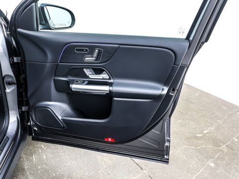 Certified 2025 Mercedes-Benz GLA 250 GLA 250 SUV image 25