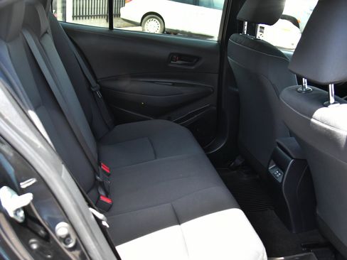 Used 2025 Toyota Corolla LE w/ Convenience Package FWD image 40