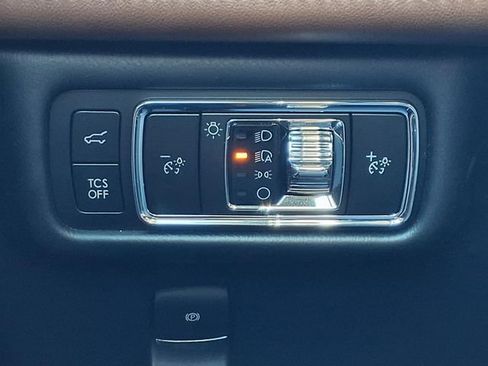 Certified 2023 Lincoln Nautilus Reserve w/ Luxury Package FWD image 17