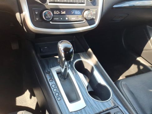 Certified 2017 Nissan Altima 2.5 SL FWD image 18