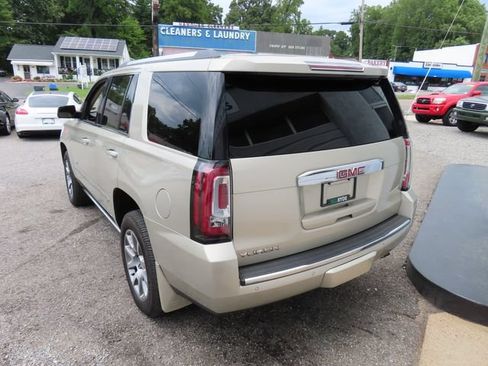 Used 2015 GMC Yukon Denali w/ Premium Package AWD/4WD image 6