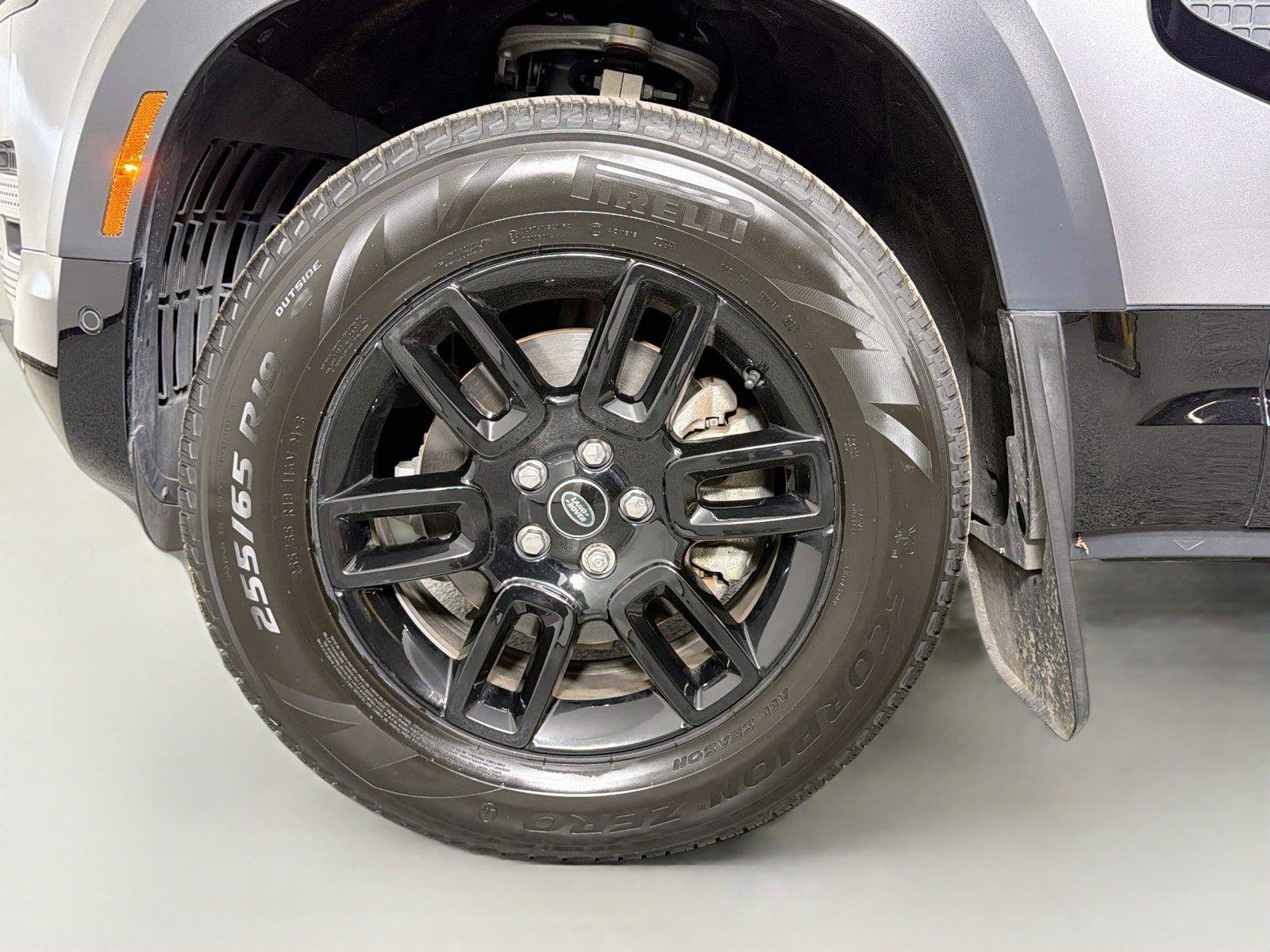 Certified 2023 Land Rover Defender 110 S AWD/4WD image 32