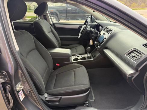 Used 2018 Subaru Outback 2.5i Premium image 24