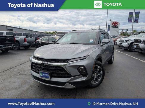 Used 2023 Chevrolet Blazer LT AWD/4WD image 1