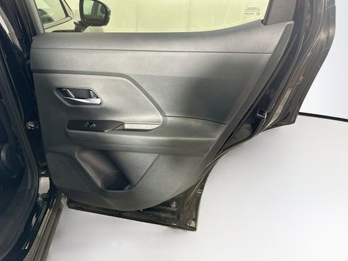 Used 2026 Nissan Kicks SR w/ Cold Weather Package FWD image 29
