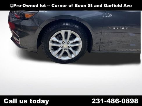 Used 2016 Chevrolet Malibu LT FWD image 11