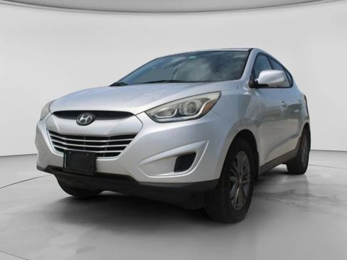 Used 2015 Hyundai Tucson GLS w/ Option Group 02 FWD image 3