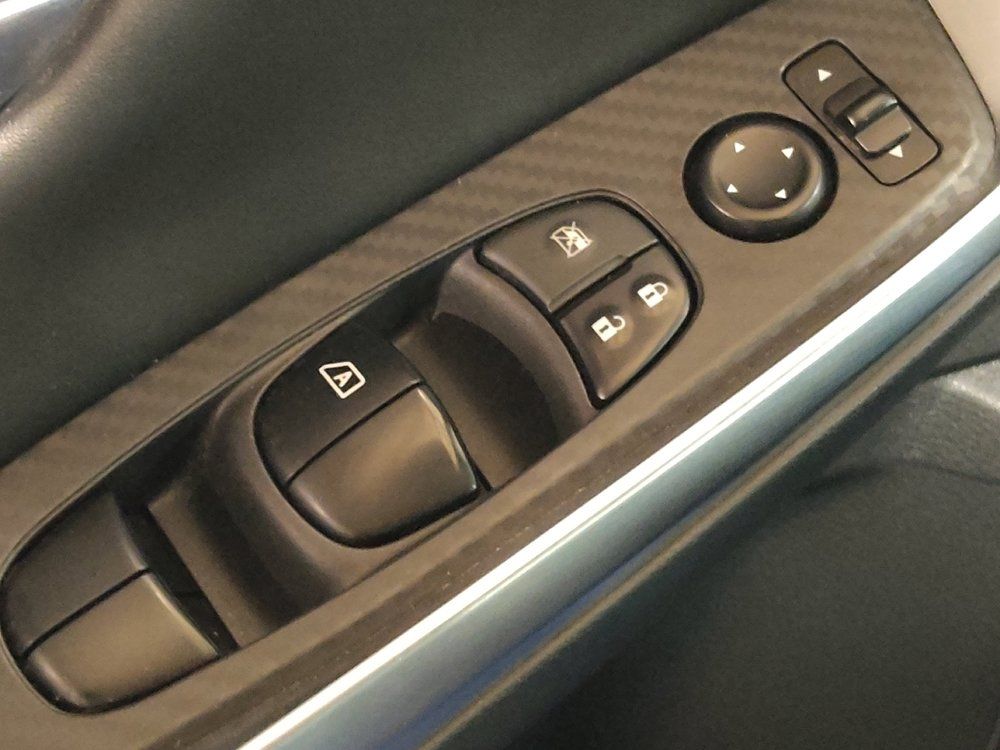 Used 2020 Nissan Sentra SR FWD image 27