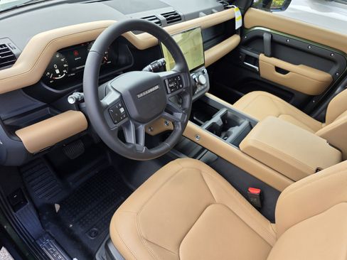 Used 2026 Land Rover Defender 110 S AWD/4WD image 11