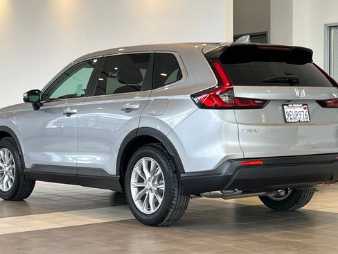 Used 2023 Honda CR-V EX-L image 6