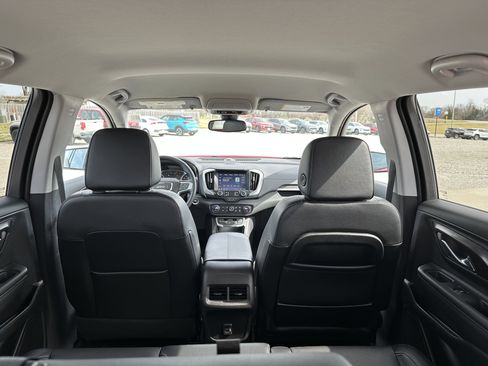 Used 2024 GMC Terrain SLT w/ Infotainment Package II AWD/4WD image 29