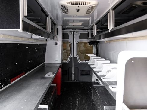 Used 2015 Mercedes-Benz Sprinter 3500 w/ High Idle Fixed Package image 35