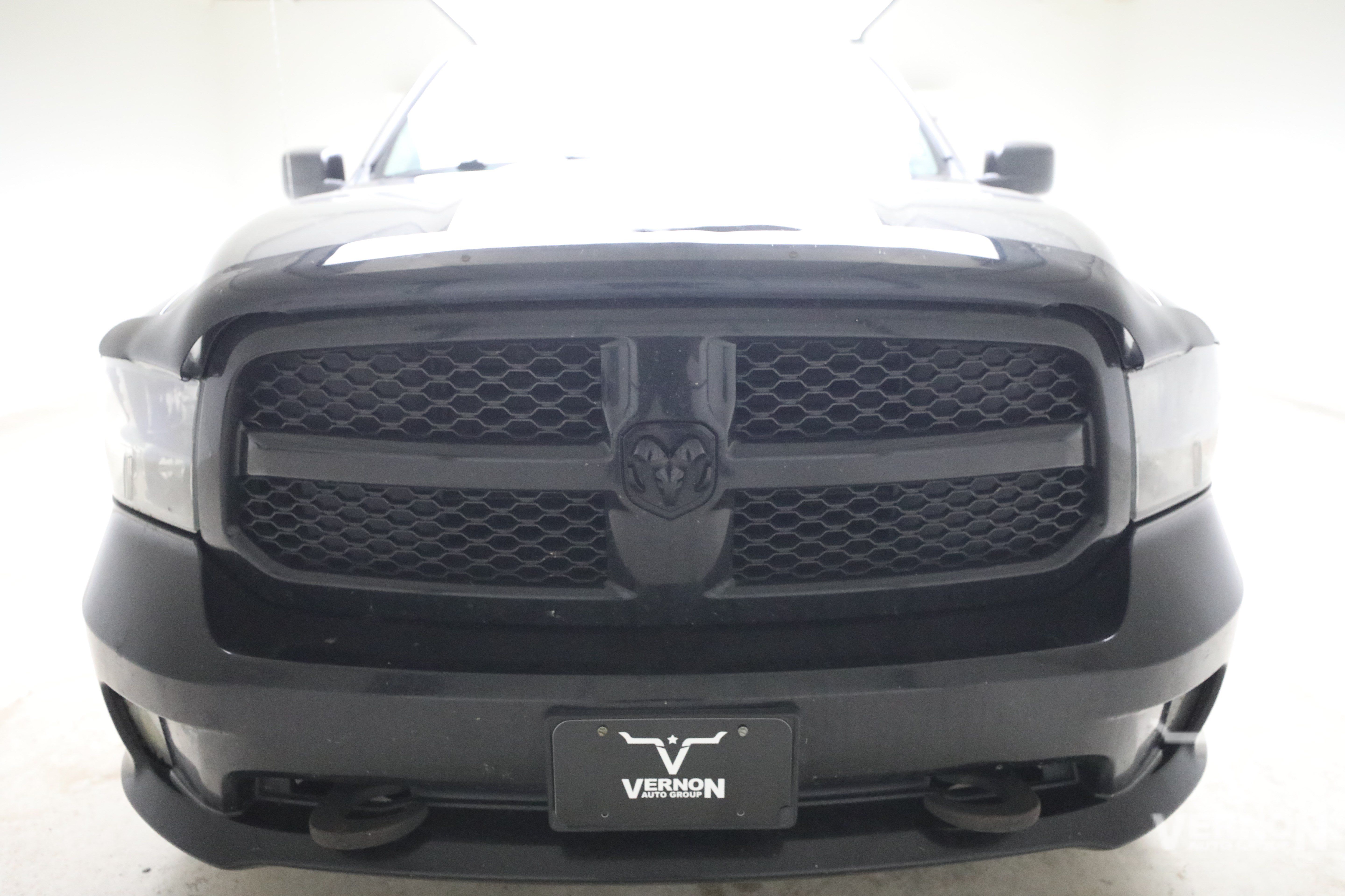 Used 2016 RAM 1500 Express w/ Black Ram 1500 Express Group AWD/4WD image 7