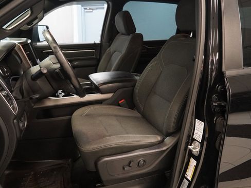 Used 2019 RAM 1500 Big Horn image 3