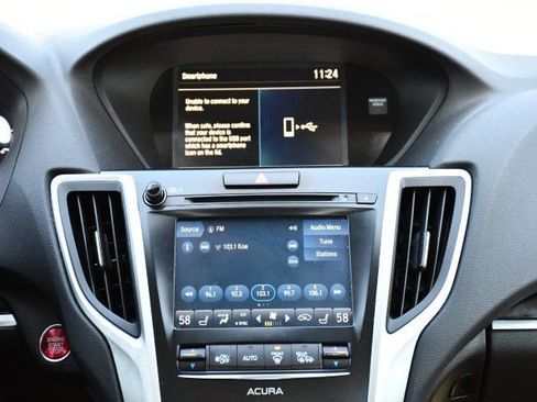 Used 2018 Acura TLX image 26