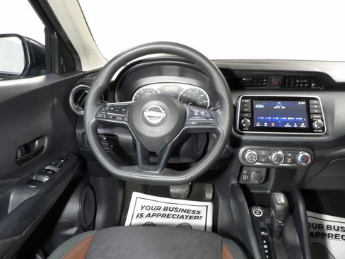 Used 2024 Nissan Kicks S FWD image 11