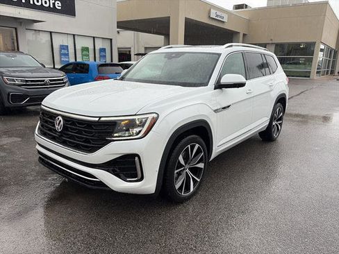 New 2026 Volkswagen Atlas SEL Premium R-Line AWD/4WD image 3