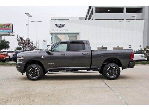 Used 2025 RAM 2500 Laramie image 3