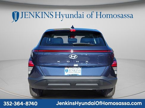 New 2026 Hyundai Kona SE FWD image 3