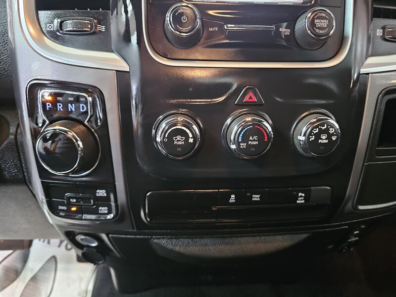 Used 2024 RAM 1500 Warlock AWD/4WD image 18