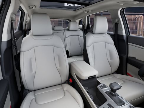 New 2026 Kia Sportage EX FWD image 15