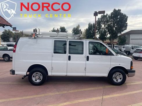 Used 2014 Chevrolet Express 2500 image 1