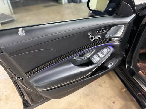 Used 2018 Mercedes-Benz S 560 4MATIC Sedan w/ AMG Line Exterior image 10