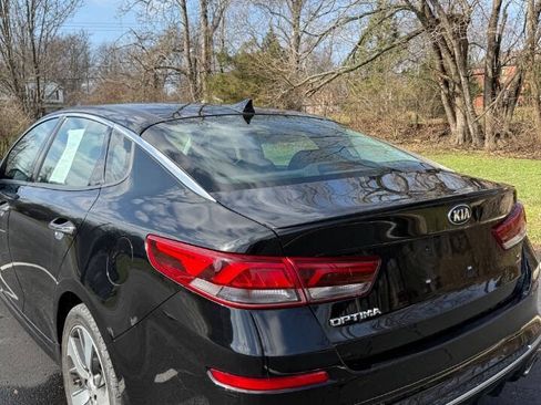 Used 2019 Kia Optima S w/ S Panoramic Sunroof Package FWD image 7