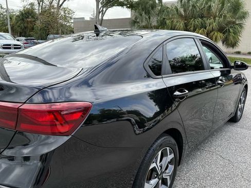 Used 2019 Kia Forte LXS image 13