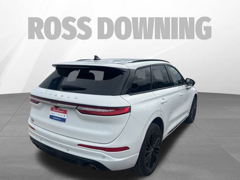 Used 2023 Lincoln Corsair Reserve w/ Jet Appearance Package image 4