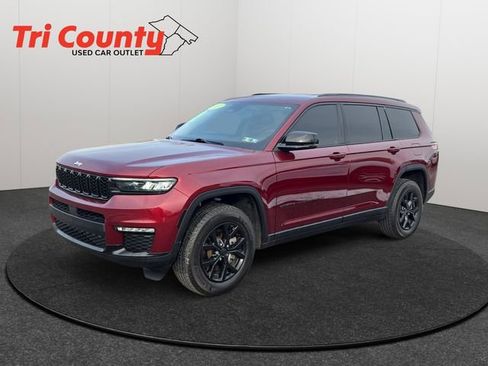 Used 2022 Jeep Grand Cherokee L Limited image 3