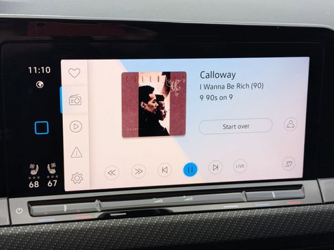 Used 2024 Volkswagen Golf R image 22