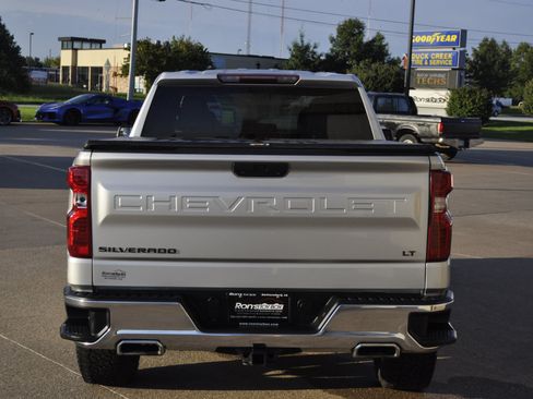 Used 2019 Chevrolet Silverado 1500 LT w/ All-Star Edition image 9