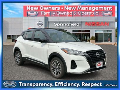Used 2023 Nissan Kicks SR