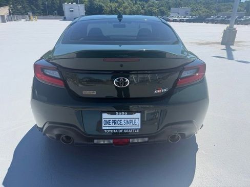 Certified 2025 Toyota GR86 Hakone Edition RWD image 7