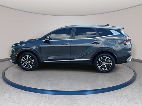Used 2024 Kia Sportage EX FWD image 8