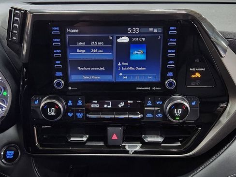 Used 2022 Toyota Highlander XLE image 38