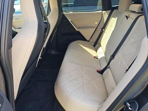 Used 2023 BMW iX xDrive50 w/ Premium Package image 19