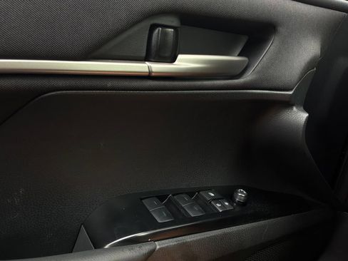 Used 2026 Toyota Camry LE FWD image 22