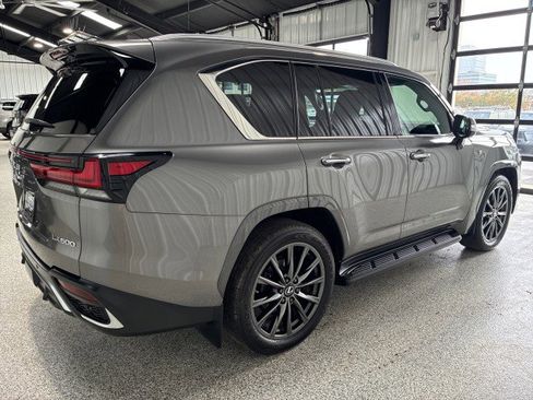 Used 2023 Lexus LX 600 F Sport image 3