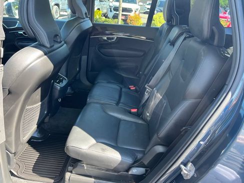 Used 2019 Volvo XC90 T6 Momentum w/ Advanced Package AWD/4WD image 17
