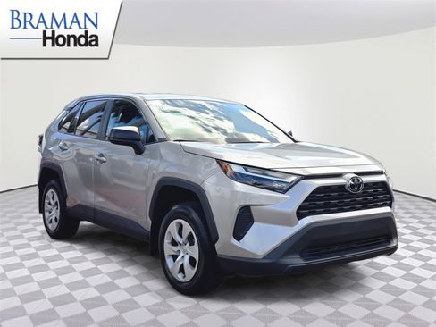 Used 2024 Toyota RAV4 LE image 2