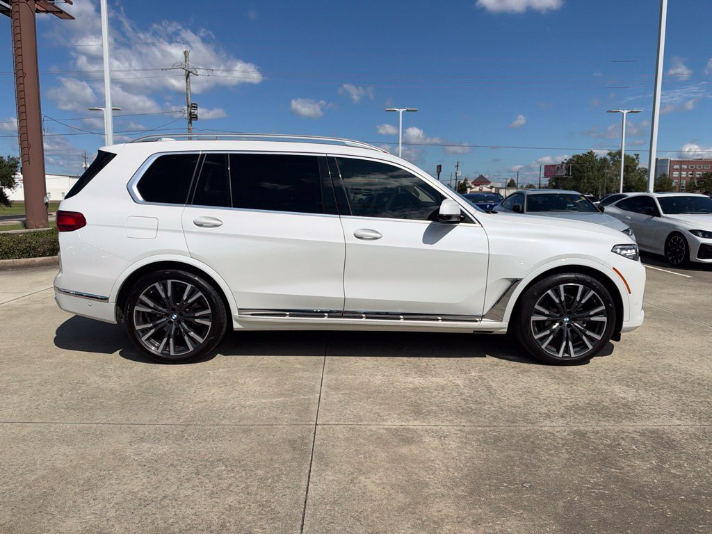Used 2021 BMW X7 xDrive40i w/ Premium Package AWD/4WD image 6