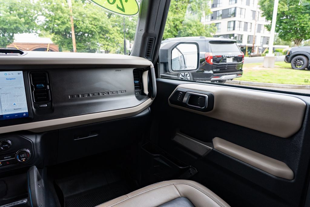 Used 2023 Ford Bronco Wildtrak AWD/4WD image 10