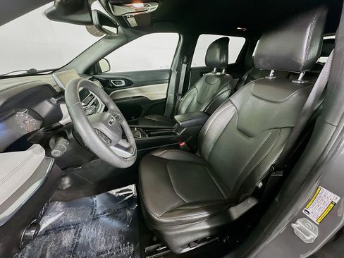 Certified 2023 Jeep Compass Limited image 28